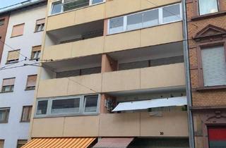 Wohnung mieten in Schützenstraße 30, 67061 Süd, Neu! Renovierte 3 ZKB-Wohnung mit EBK, Aufzug, saniertem Bad und Garage in LU-Süd zu vermieten