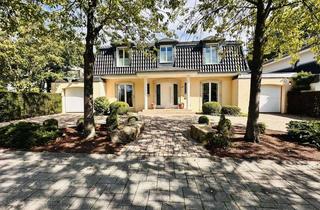 Villa kaufen in 41063 Windberg, *Deine Villa in bester Lage und ausgefallener Ausstattung - mit dem Rücken zum Bunten Garten*