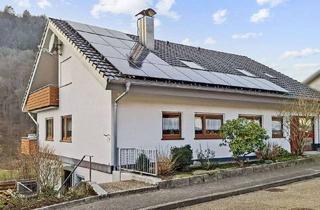 Haus kaufen in 77883 Ottenhöfen, Zweifamilienhaus mit PV-Anlage und Garagen in Ottenhöfen
