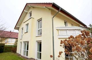 Einfamilienhaus kaufen in 32758 Detmold, Ideal für Familien: Einfamilienhaus in Sackgassenlage