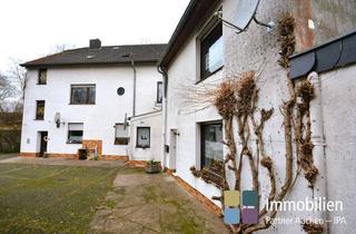 Anlageobjekt in 52477 Alsdorf, IPA - 6-Familienhaus für Kapitalanleger oder ein Mehrgenerationenhaus für eine große Familie