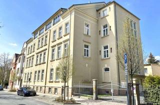 Anlageobjekt in Albertistraße 38, 08468 Reichenbach im Vogtland, Ehemalige Kreispoliklinik bzw. Ärztehaus mit Patientenfahrstuhl in zentraler Lage