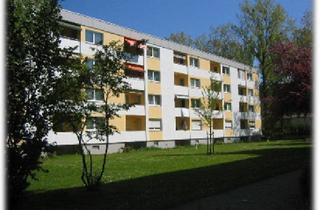 Wohnung kaufen in Gustav-Schiefer Str. 26, 80995 Feldmoching-Hasenbergl, Attraktive 3 Zimmer Wohnung mit Loggia – ideal für Kapitalanleger & Familien