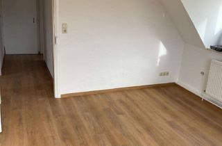 Wohnung mieten in Blücherstr. 42, 86165 Lechhausen, Helle 4-Zimmer Dachgeschosswohnung in Augsburg-Lechhausen