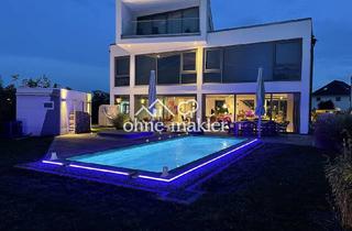 Villa kaufen in 24576 Bad Bramstedt, Designvilla mit Pool, Lift und Glasarchitektur