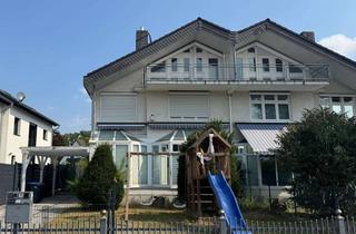 Haus mieten in 63263 Neu-Isenburg, Charmante Doppelhaushälfte mit großzügigem Grundstück