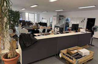 Büro zu mieten in Bürgermeister-Mahr-Straße 32, 63179 Obertshausen, repräsentatives Büro mit 269 qm, 1. OG, rechts