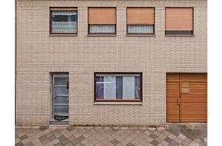 Haus kaufen in 40593 Düsseldorf, Haus in Urdenbach (1 bzw. 2 Familien)