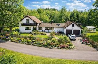 Haus kaufen in 56729 Baar, Baar OT Wanderath - Landhaus Anwesen in exponierter Aussichtslage auf einem Höhenzug nahe Nürburgring provisionsfrei