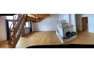 Wohnung kaufen in 86956 Schongau, Schongau - 3 Zimmer Dachgeschosswohnung mit Balkon und Bergblick