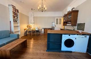 Wohnung kaufen in 10827 Berlin, Berlin - Bezugsfreier Altbau in Bestlage