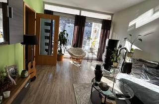 Wohnung kaufen in 78098 Triberg, Exklusive 6-Zimmer-Maisonette-Wohnung über 1. und 2. OG mit viel Platz auch für größere Familien