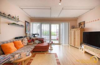 Wohnung kaufen in 94327 Bogen, Attraktive 2-Zimmer-Wohnung mit Balkon und Stellplätzen, in zentraler Lage von Bogen