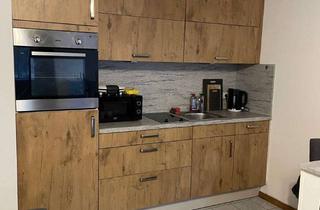 Wohnung mieten in Rohrdorfer Straße 4b, 83101 Rohrdorf, Exklusive, geräumige und gepflegte 1-Zimmer-Wohnung mit Balkon und Einbauküche