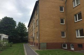 Wohnung mieten in Quickborner Straße 35, 22844 Norderstedt, Norderstedt - Top renovierte 3 Zimmer Wohnung mit neuer Küche, neuem Bad u. Balkon