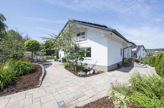 Wohnung mieten in 86559 Adelzhausen, Gemütliche DG-Wohnung in einem Dreifamilienhaus in Adelzhausen