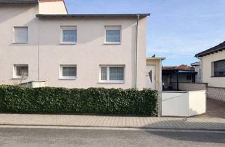 Doppelhaushälfte kaufen in 68623 Lampertheim, Doppelhaushälte in ruhiger Wohnlage von Lampertheim-Neuschloß