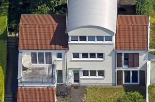 Haus mieten in Hermann-Henning-Straße 15a/b, 58300 Wetter, Ideales 2-Generationen-Haus mit 2 unabhängigen aber verbundenen Wohnungen