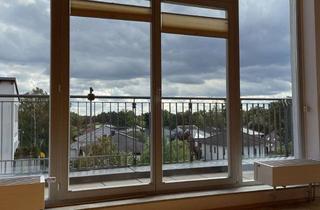 Wohnung mieten in Stahnsdorfer Damm 71c, 14532 Kleinmachnow, Moderne 2-Zimmer-Wohnung in oberster Etage mit Aufzug