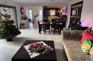 Haus kaufen in 50374 Erftstadt, Modernes & energieeffizientes Wohnen in Erftstadt – Kernsanierter Atriumwinkelbungalow