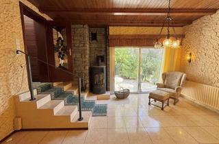 Einfamilienhaus kaufen in 53562 St. Katharinen, RESERVIERT: Sankt Katharinen: Individuelles Haus im Grünen mit viel Potenzial!