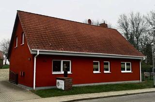 Haus mieten in 17349 Lindetal, Freistehendes EFH mit Garten in ruhiger Lage am Nussbaumhof in Plath!!