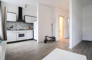 Wohnung kaufen in 09113 Schloßchemnitz, Vermietete 1- Raum- Wohnung mit Einbauküche und Stellplatz in Schlosschemnitz