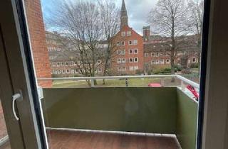 Wohnung mieten in Dammstraße 36, 24103 Exerzierplatz, Moderne 3,5-Zimmer Wohnung mit Balkon in Kiel-Exerzierplatz