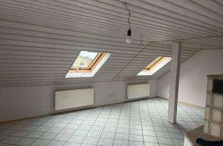 Wohnung mieten in 97270 Kist, Helle 3-Zimmer Dachgeschosswohnung in Kist mit Balkon