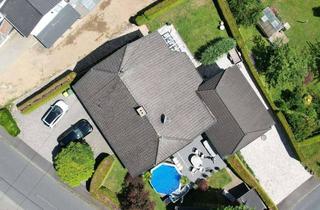 Einfamilienhaus kaufen in 51570 Windeck, Verkauf Einfamilienhaus mit Einliegerwohnung (ohne Kaution)