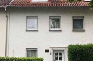 Haus mieten in 60488 Praunheim, 6 Zimmer - Reihenhaus mit kleinem Garten und stilvoller Einbauküche