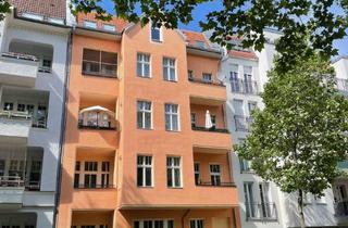 Wohnung kaufen in Bergstraße 76, 12169 Steglitz, RESERVIERT "Stilvolle Altbauwohnung mit 2 Balkonen“ im Steglitz-Kiez !!!