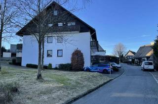 Wohnung kaufen in 59955 Winterberg, Freundliche und gepflegte 2,5-Zimmer-Dachgeschosswohnung mit geh. Innenausstattung mit Balkon