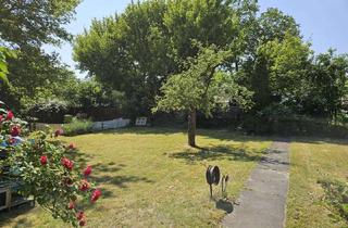 Doppelhaushälfte kaufen in 13591 Staaken, Provisionsfreie Doppelhaushälfte mit viel Potential und großen Grundstück