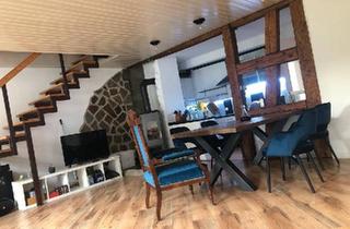 Wohnung kaufen in 72172 Sulz, Sulz am Neckar - Maisonette Eigentumswohnung 2,5 Zimmer