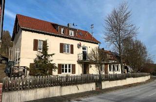 Einfamilienhaus kaufen in 72213 Altensteig, Altensteig - Charmantes 6-Zimmer-Haus mit Garten und Doppelgarage