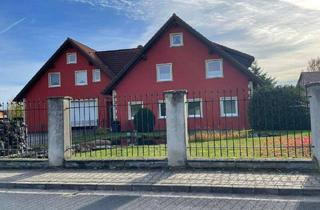 Haus kaufen in 91468 Gutenstetten, Gutenstetten - Wohngebäude mit exklusiver Wohnung im Obergeschoss sowie Gewerbeeinheit im Erdgeschoss (evtl. Einliegerwohnung)