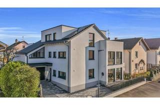 Wohnung kaufen in 78224 Singen, Exclusive 2 Zimmer Dachgeschosswohnung in stilvollem, kernsaniertem 3-Familienhaus