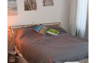 Wohnung mieten in Deckerstr., 72764 Reutlingen, Wohnen mit Charakter: 3-Zimmerwohnung in denkmalgeschütztem Stadthaus in zentraler Lage