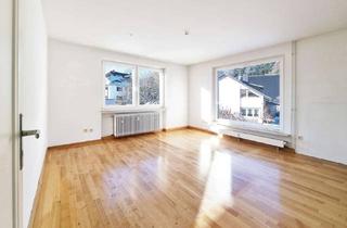 Wohnung mieten in 78126 Königsfeld, 4-Zimmer Wohnung mit Balkon und Wintergarten in Königsfeld im Schwarzwald