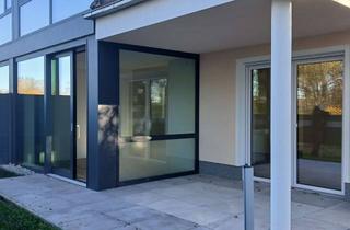 Wohnung mieten in Wohnpark Am Stienitzsee, 15378 Herzfelde, Haus am See: 3-Zimmer-Wohnung mit Seeblick, Terrasse, Garten und Wintergarten