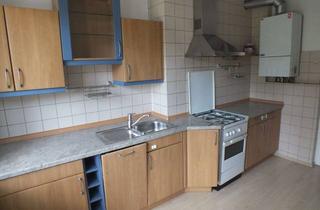 Wohnung mieten in Stolzestr. 19, 99817 Eisenach, 4 Zimmer , Küche, Bad, Balkon. 1.OG