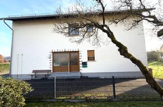 Haus kaufen in 35685 Dillenburg, PROVISIONSFREI ! Großzügiges Zweifamilienhaus mit Sonnengarten und 2 Garagen in Dillenburg