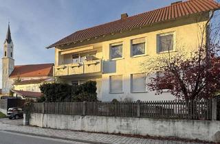 Haus kaufen in 84030 Ergolding, Zweifamilienhaus mit Potenzial im Herzen von Ergolding