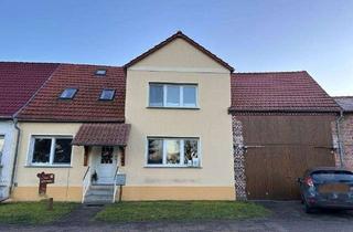 Haus kaufen in 14827 Wiesenburg, Resthof mit 5 Zimmern, Scheune und großem Garten in Mützdorf