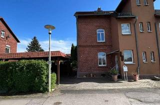 Doppelhaushälfte kaufen in 08056 Zwickau, Sanierte Doppelhaushälfte auf liebevoll angelegtem Grundstück zu verkaufen!