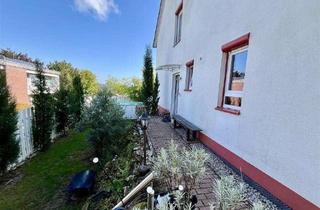 Doppelhaushälfte kaufen in 69251 Gaiberg, Großzügige und helle Doppelhaushälfte mit PKW-Stellplatz und Pool in Gaiberg.