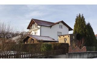 Haus kaufen in Am Wald, 85110 Kipfenberg, Zweifamilienhaus mit Doppelgarage, Carport, PV-Anlage und großem Garten - Provisionsfrei!
