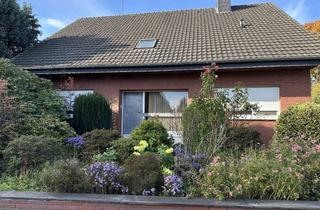 Anlageobjekt in 48599 Gronau, RESERVIERT!! Sehr geräumiges Einfamilienhaus mit Einliegerwohnung, Vollkeller & Garage in Epe