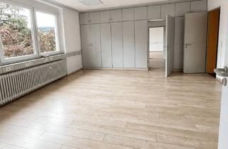 Büro zu mieten in Tumringerstraße 270, 79539 Lörrach, Lichtdurchflutete Büroräume laden zum gemütlichen Arbeiten ein